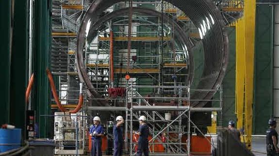 Construcción del submarino S-80 en los astilleros de Navantia.