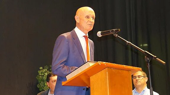 Domingo Coronado, tras su investidura como alcalde. 