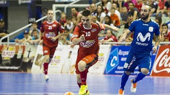 Un momento del tercer partido de la final en la Liga. 