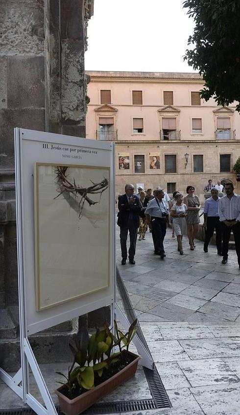 Estación del vía crucis interpretada por Nono García. 