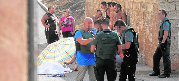 Un muerto y cinco heridos graves en una sangrienta reyerta entre clanes ...