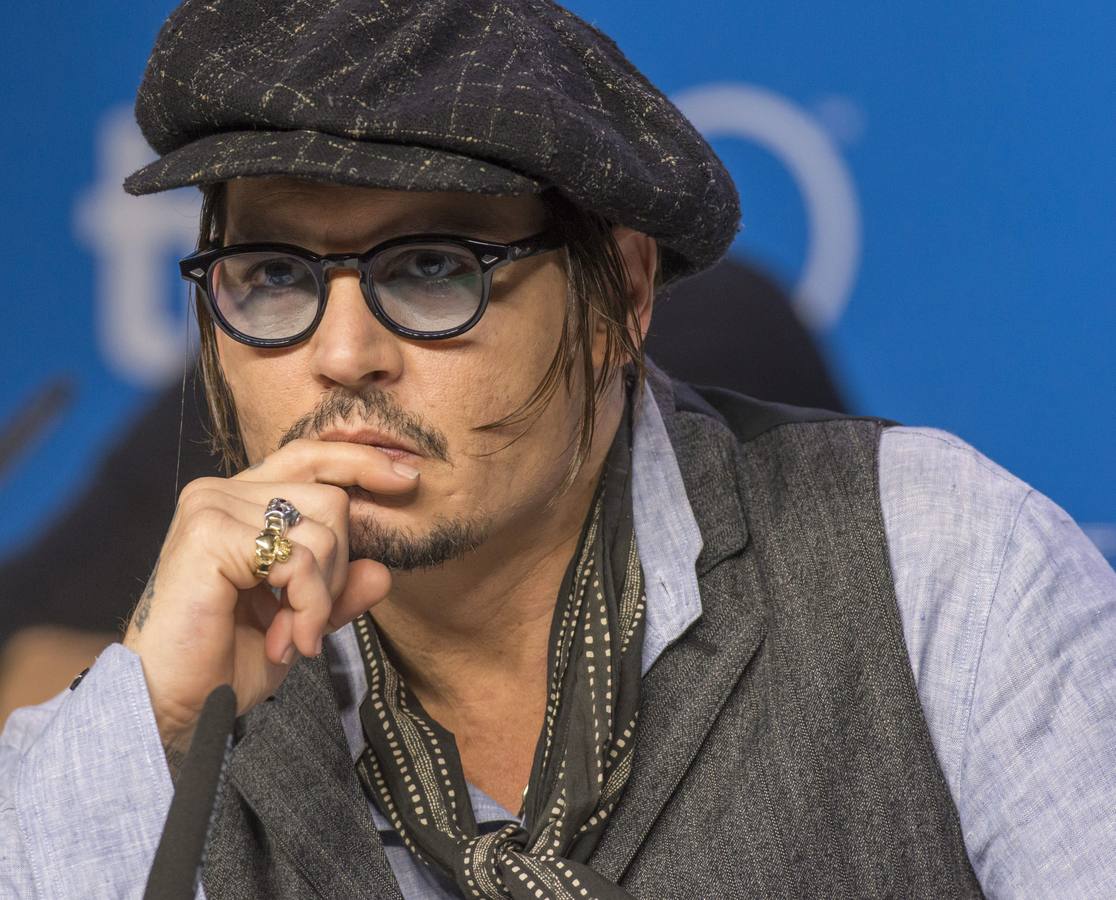 El actor Johnny Depp en la rueda de prensa de su última película 'Black Mass' en Canadá. 