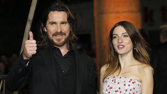 Christian Bale y María Valverde en la presentación de la última película que rodó el actor en España. 