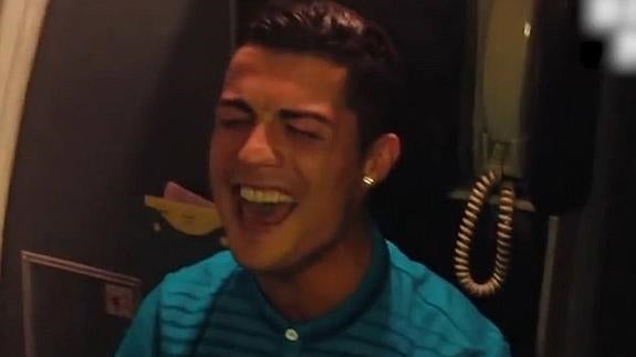 Cristiano Ronaldo se emociona cantando 'Stay' de Rihanna