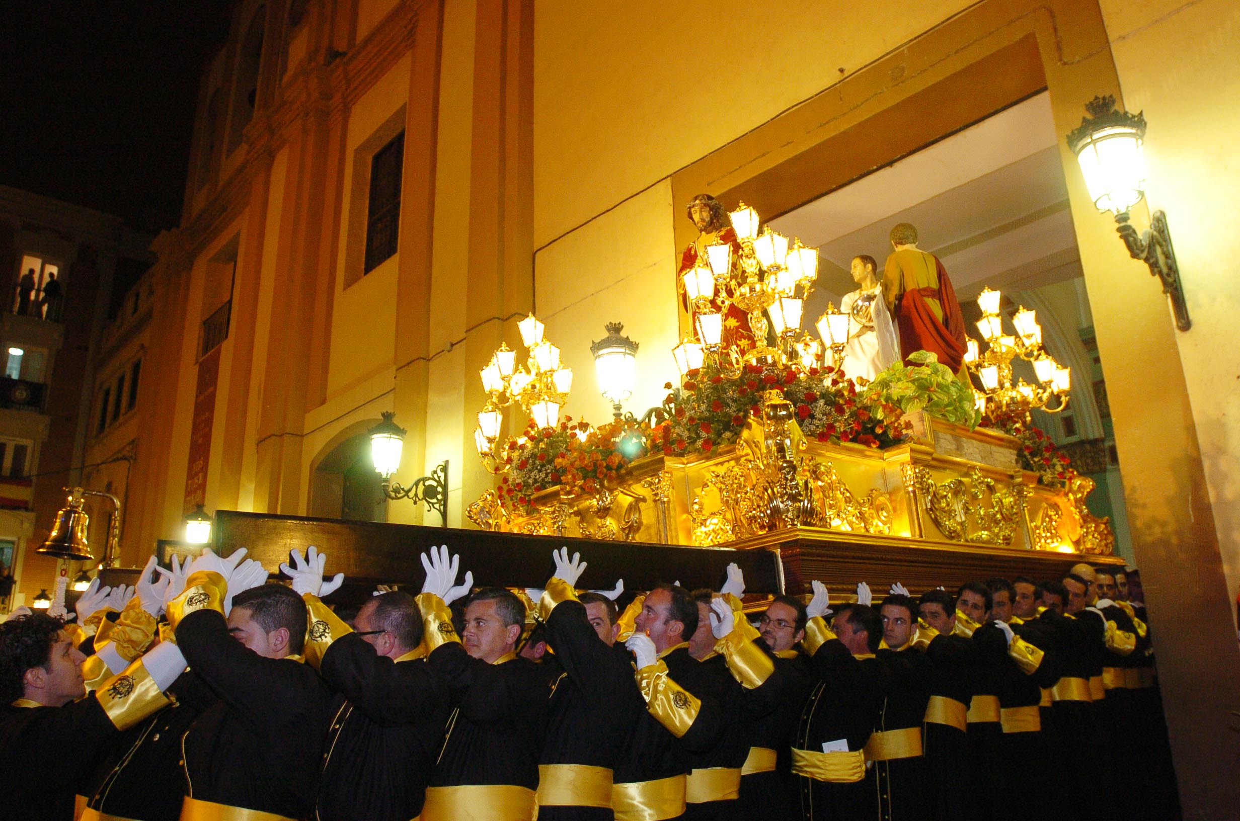La Sentencia de Jesús se convierte en el primer trono mixto de la Semana Santa