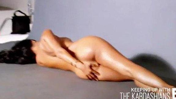 Kourtney Kardashian, desnuda.