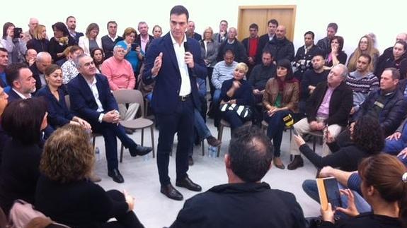 Pedro Sánchez, este lunes, en Cabezo de Torres. 