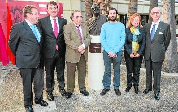 Homenaje de la Universidad de Murcia al rector Loustau y al benefactor Juan López-Ferrer