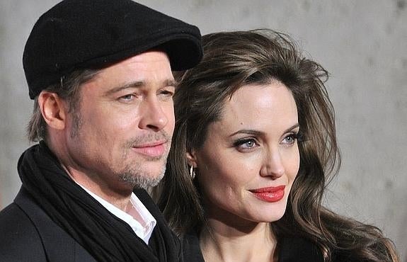 La pareja de actores Brad Pitt y Angelina Jolie en la premiere de 'The Tourist'. 