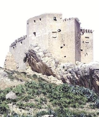 El Ayuntamiento de Mula llama al acto de este domingo para abrazar el castillo