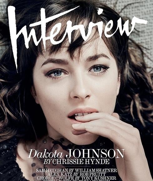 Dakota Johnson en la portada de Interview.