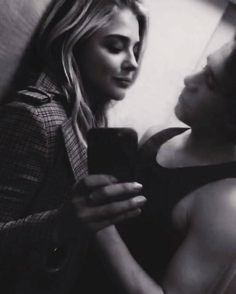 Una de las bonitas inatantáneas que comparten la actriz y el hijo mayor del futbolista inglés en Instagram. 