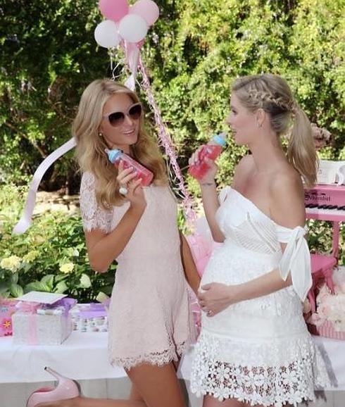 Paris y Nicky Hilton en el 'babyshower' de esta última. 