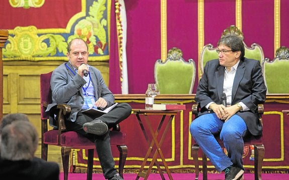 Benjamín Lana y Jaime Abello, en la Universidad de Oviedo. 