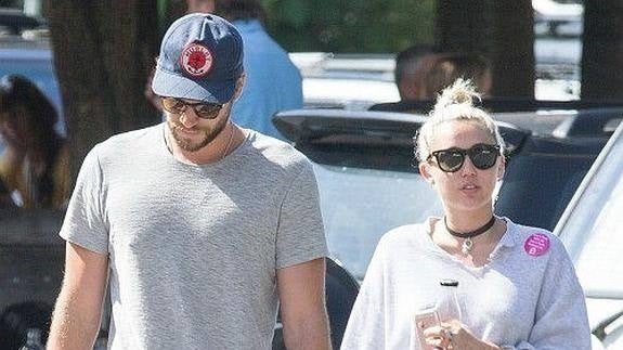 Liam Hemsworth y Miley Cyrus. 