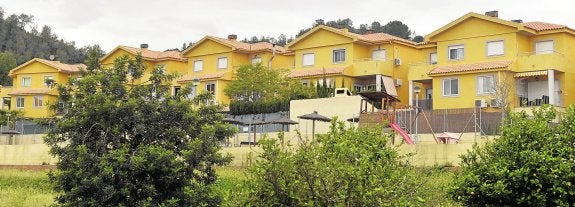 El hermano del exedil Sánchez Carrillo negoció la compra de un solar a Hansa