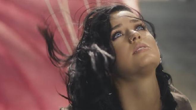Katy Perry saca a luz el vÃ­deo de 'Rise' | La Verdad
