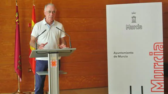 Antonio Navarro, concejal de Urbanismo, Medio Ambiente y Huerta. 