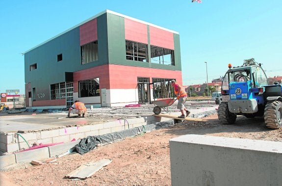Imagen de las obras del nuevo McDonald's. 