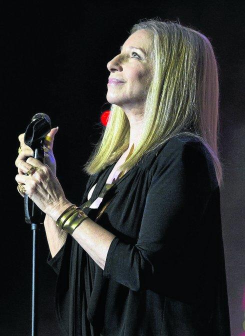 Barbra Streisand lleva muy bien sus 74 años. 