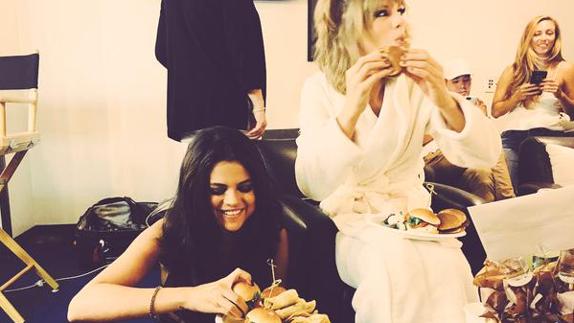 Selena Gomez y Taylor Swift.