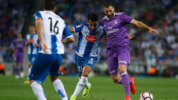 Karim Benzema en el partido contra el Espanyol en la Jornada 4 de la Liga Santander. 