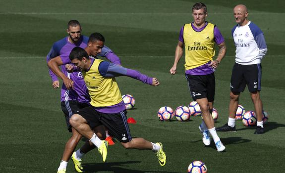 El Real Madrid se prepara para el encuentro con la UD en Gran Canaria este sábado. 