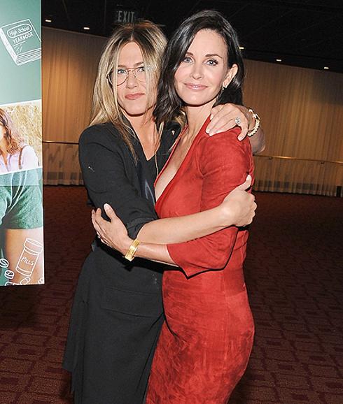 Jennifer Aniston y Courtney Cox guardan una buena relación desde que trabajaran juntas en 'Friends'