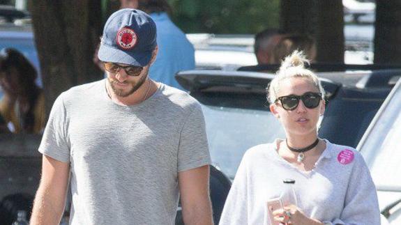 Liam Hemsworth y Miley Cyrus cancelan su boda porque ella no está segura