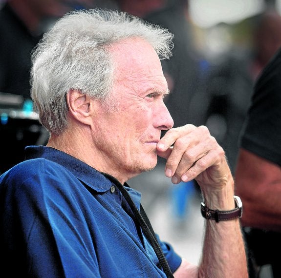 Clint Eastwood durante el rodaje de 'Sully', que llega a los cines este viernes. 
