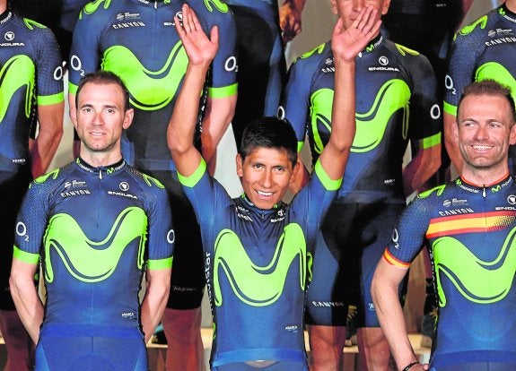 Alejandro Valverde, a la izquierda, junto a Quintana, en el centro, y el ciezano José Joaquín Rojas.