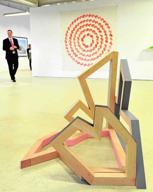 Varias piezas de la exposición en el Párraga.