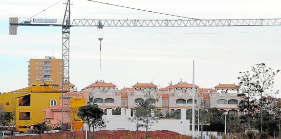 Construcción de viviendas en Mar de Cristal, en Cartagena.