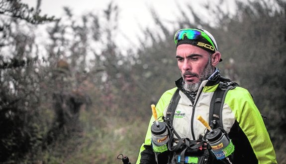 El atleta y aventurero cartagenero Andrés Lledó. 