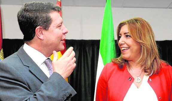 García-Page y Susana Díaz, en un encuentro en Guadalajara. 