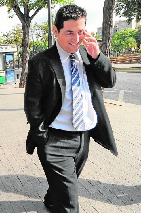 El fiscal Anticorrupción, Juan Pablo Lozano, tras participar en una toma de declaraciones en el Palacio de Justicia. 