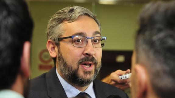 Víctor Martínez, portavoz del Partido Popular en la Asamblea Regional. 