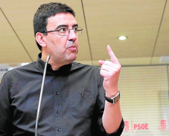 Mario Jiménez, portavoz de la Gestora del PSOE. 