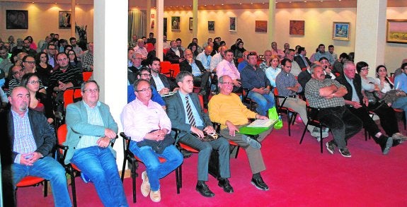 Asistentes a la Jornada Técnica de la Cátedra de la UPCT en la Feria Fame Innowa de Torre Pacheco. 