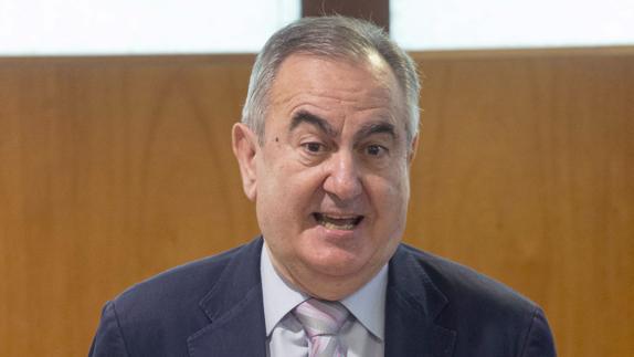 Rafael González Tovar, portavoz del Grupo Parlamentario Socialista. 