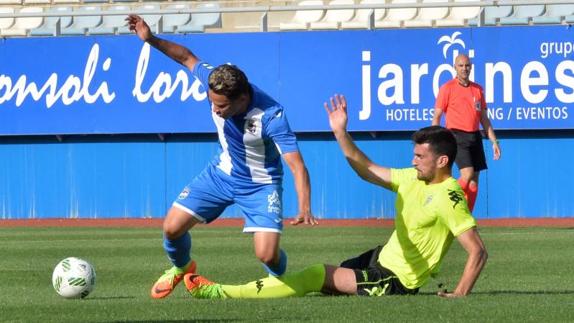 Matheus, durante su debut con el Lorca. 