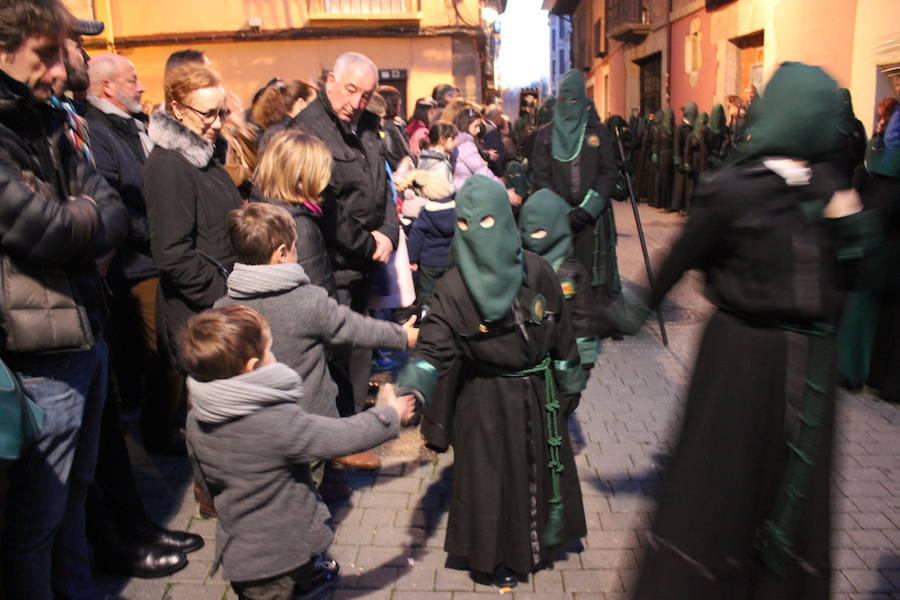 Procesión María al pie de la cruz