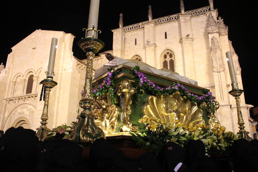 Procesión del Santo Entierro