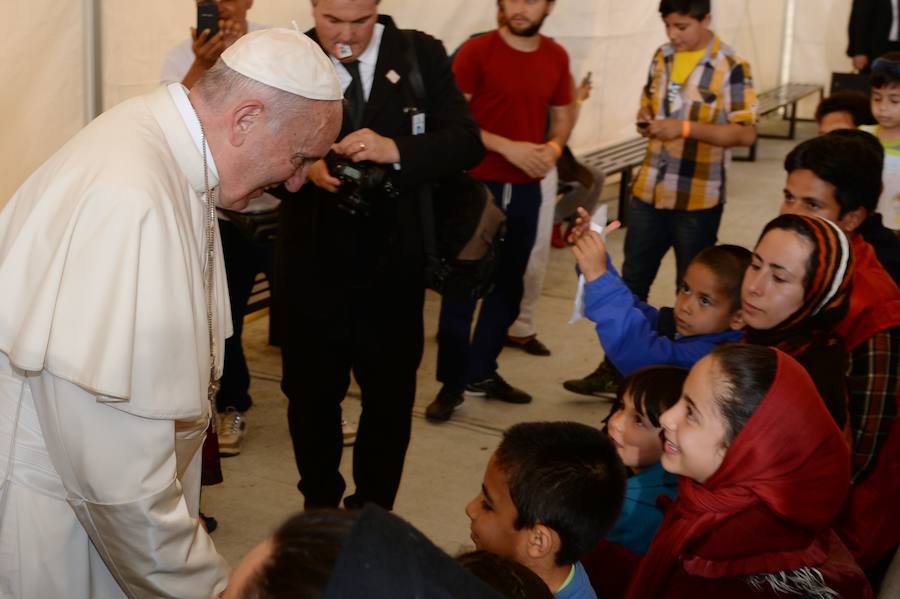 El Papa, con Lesbos