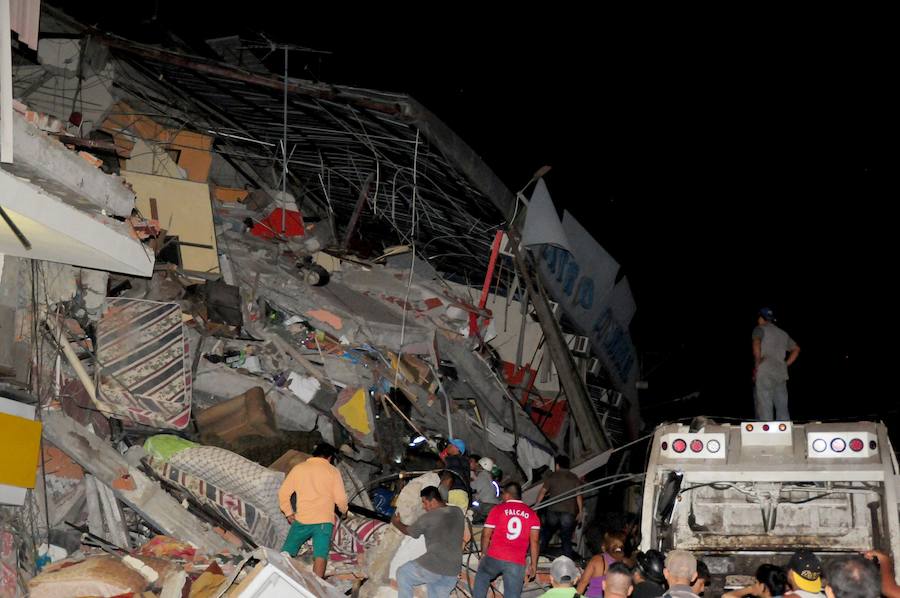 Ecuador, ante el peor terremoto desde 1979