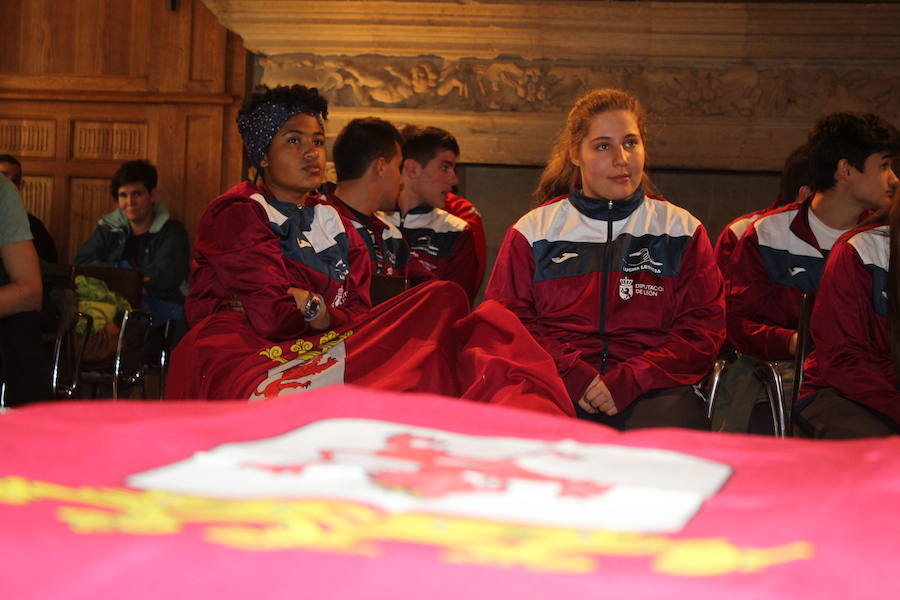 La Diputación recibe a la selección de Lucha Leonesa