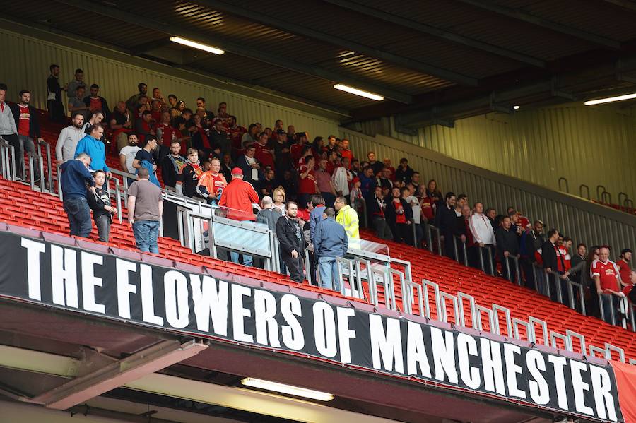 Las imágenes de la suspensión del partido del Manchester United -Bournemouth