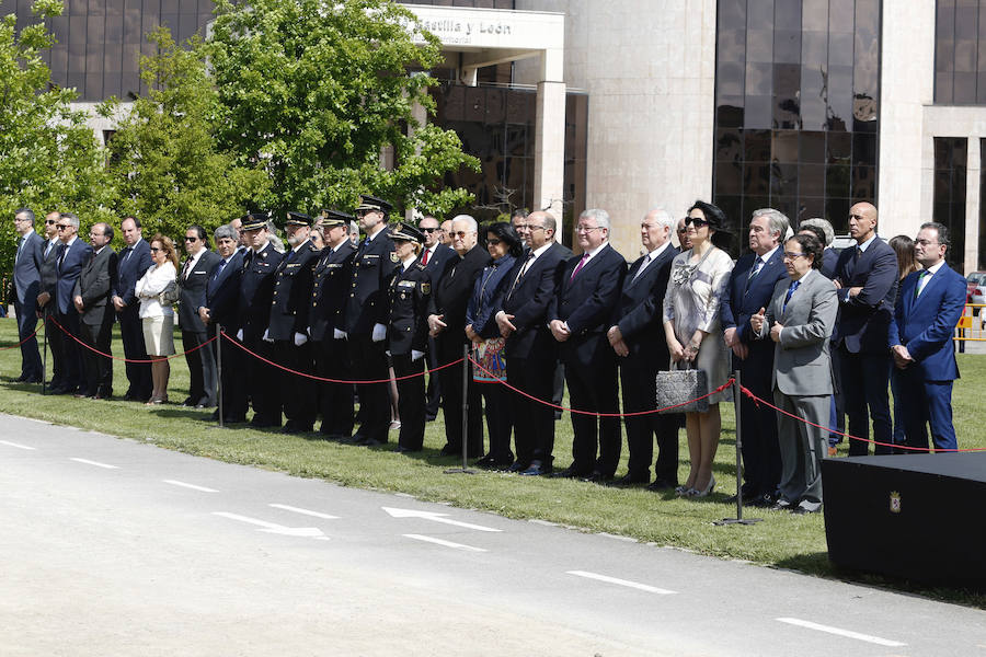 Homenaje en rojigualda