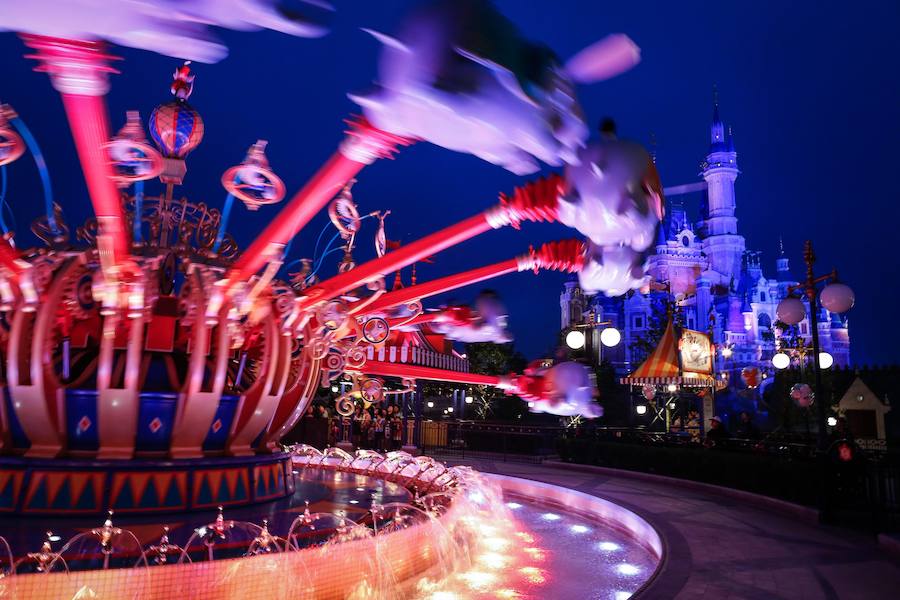Una de las atracciones del nuevo parque temático de Disney en Shanghái.
