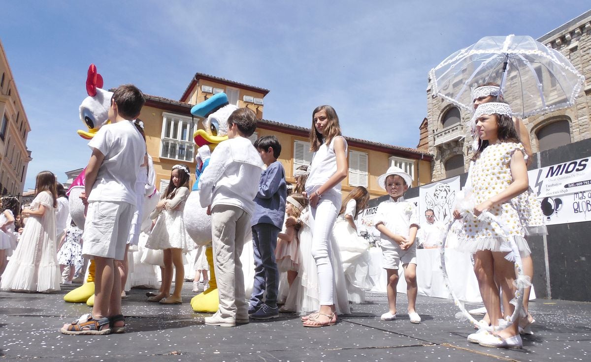 De blanco, por León